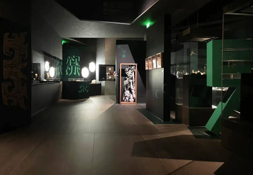 1675842236439779.jpeg image1.jpeg